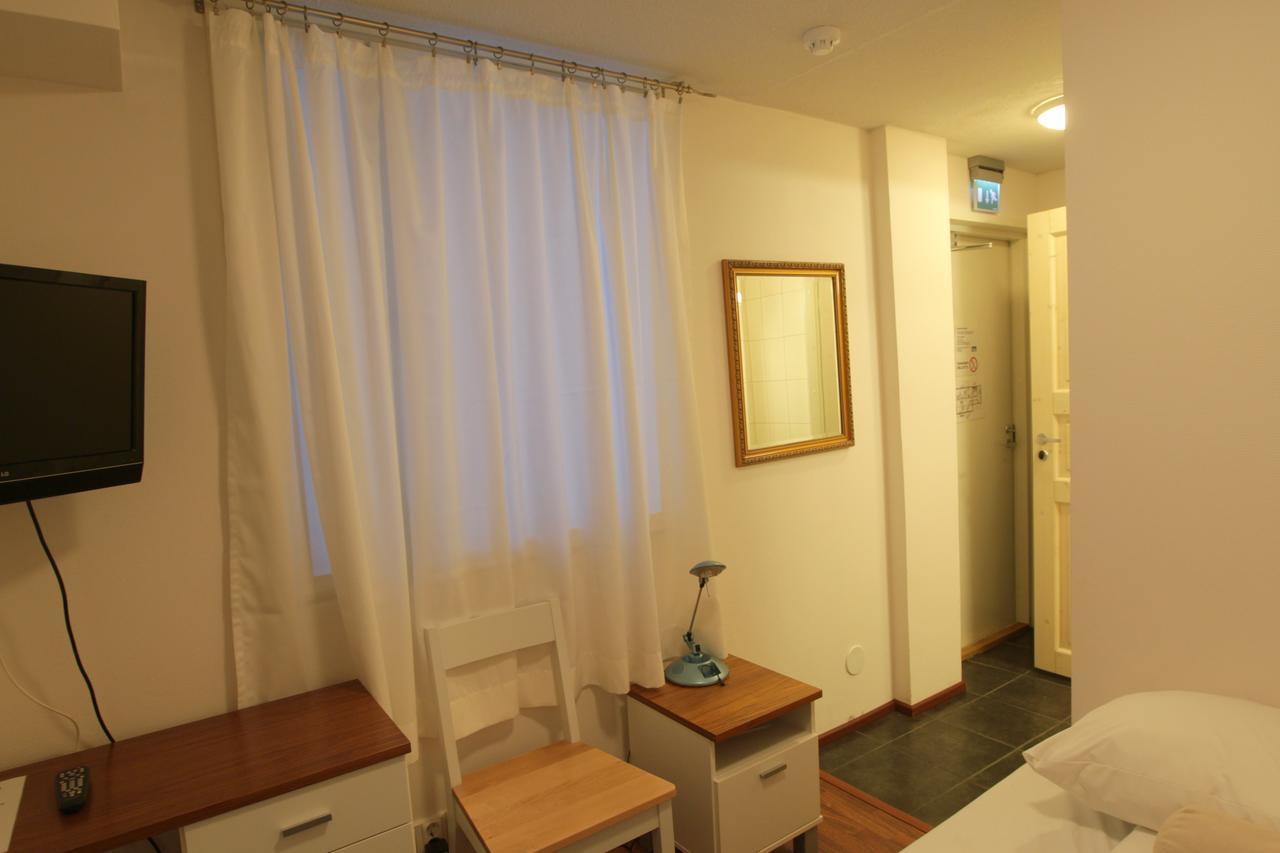 Hotel Urkin Piilopirtti Pinsio Room photo